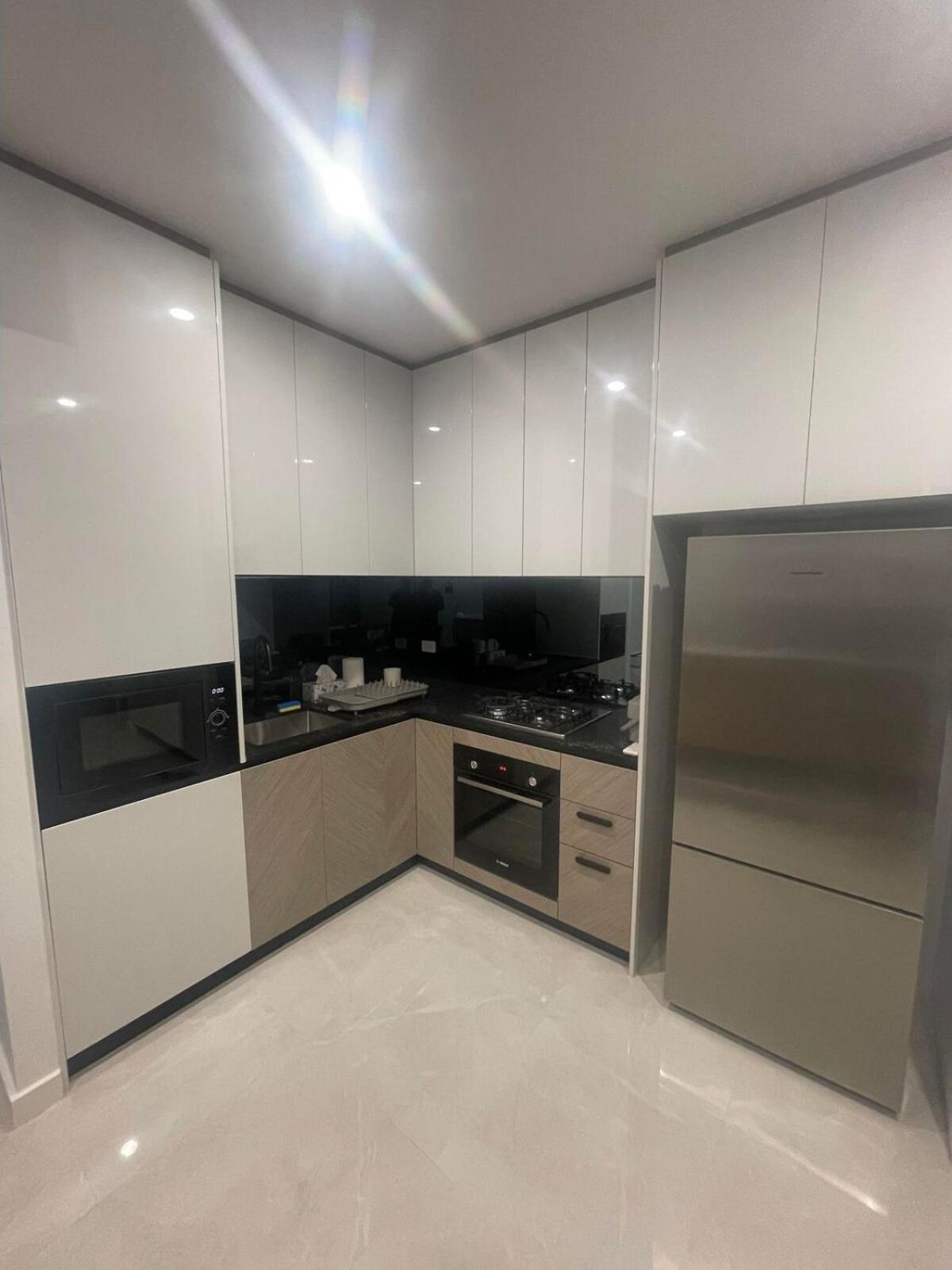 1 Bedroom With Balcony *