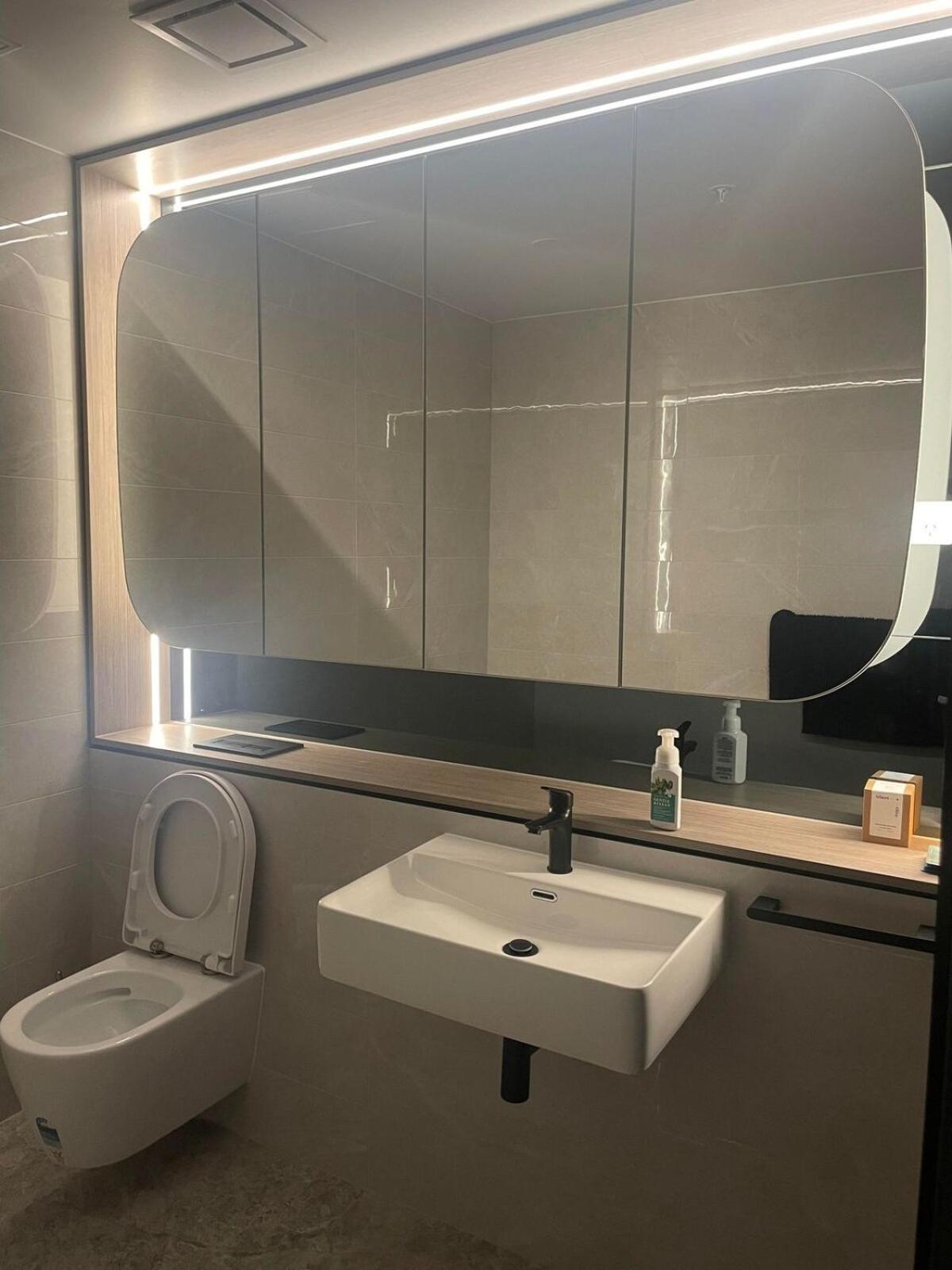 1 Bedroom With Balcony